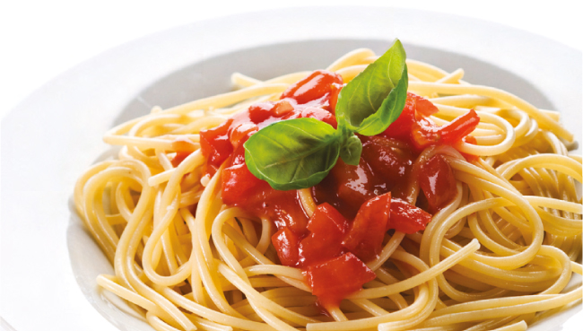 Spaghetti with Tomatoes and Basil – Italy