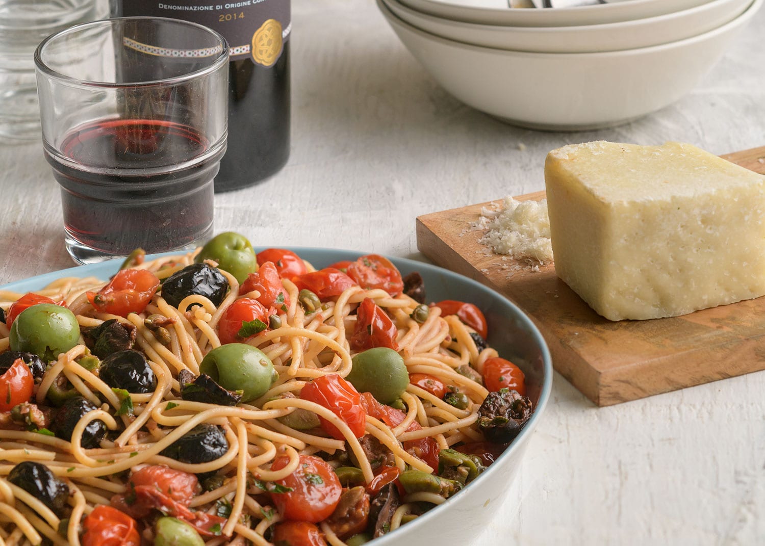 Spaghetti alla Puttanesca Harlot-Style Spaghetti